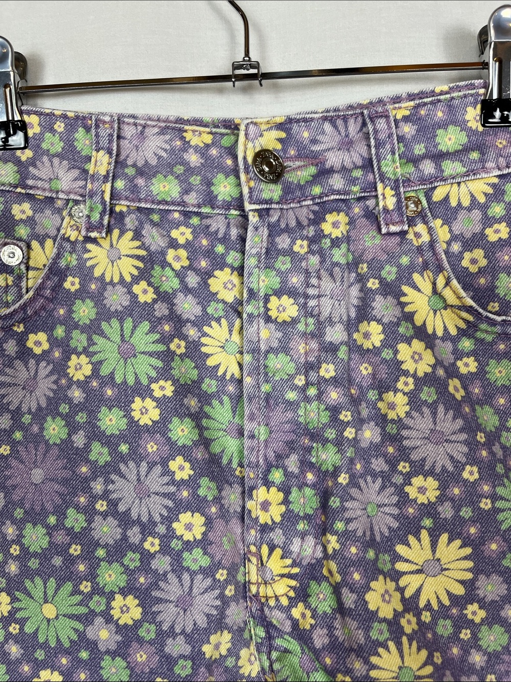Zara Purple and Floral Pastel Cotton Button Fly Shorts - Picture 3 of 6